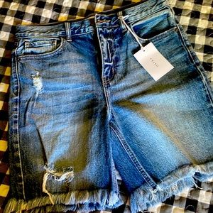 Cello - new with tags Bermuda shorts- size medium